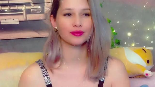 Image 4 of let_me_love_ Stream on Chaturbate on 15 months ago