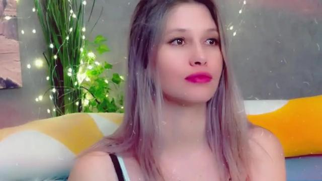 Image 11 of let_me_love_ Stream on Chaturbate on 13 months ago