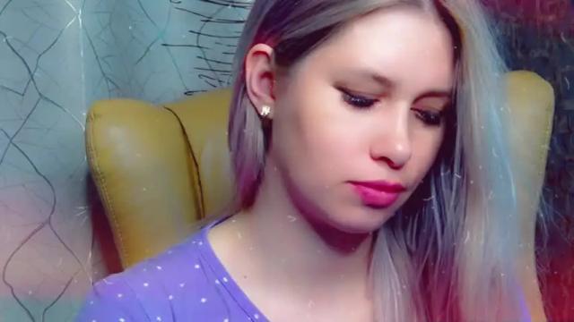 Image 2 of let_me_love_ Stream on Chaturbate on 15 months ago