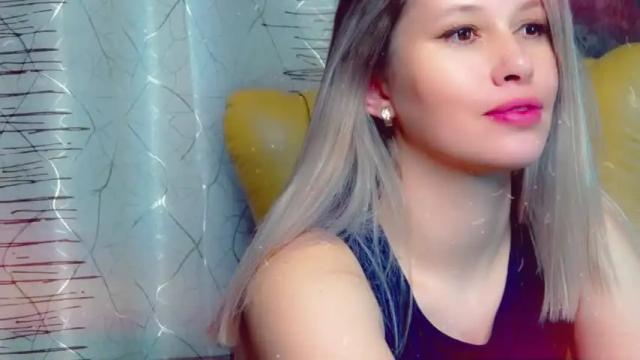 Image 10 of let_me_love_ Stream on Chaturbate on 13 months ago