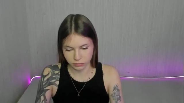 Image 3 of let_me_seee Stream on Chaturbate on 1 month ago