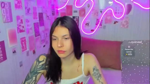 Image 8 of let_me_seee Stream on Chaturbate on 1 month ago
