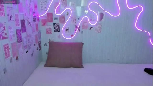 Image 3 of let_me_seee Stream on Chaturbate on 28 days ago
