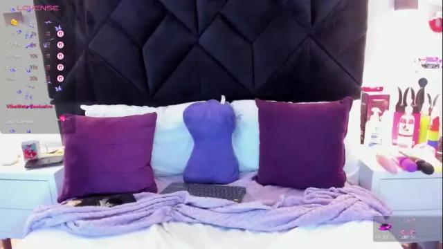 Image 2 of letiziia_sky Stream on Chaturbate on 1 month ago