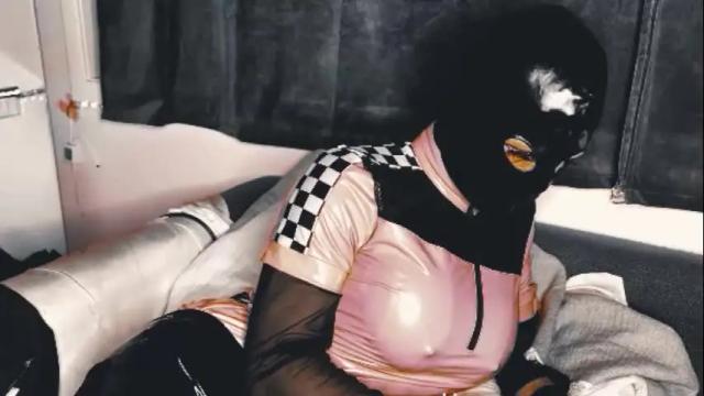 Image 10 of letsdoitbabez Stream on Chaturbate on 26 days ago