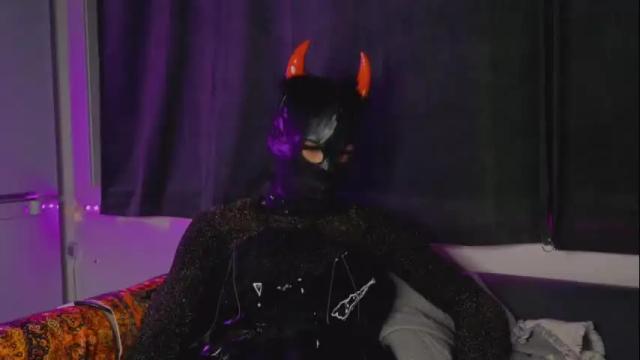 Image 3 of letsdoitbabez Stream on Chaturbate on 11 days ago