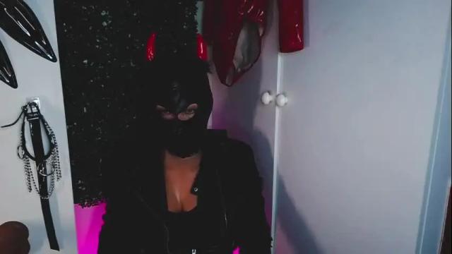 Image 10 of letsdoitbabez Stream on Chaturbate on 6 days ago