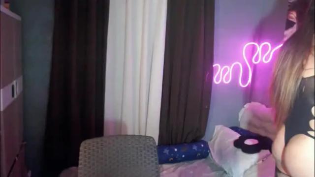 Image 4 of letsplaybaby_ Stream on Chaturbate on 2 months ago