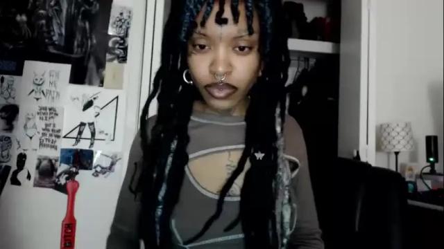 Image 11 of levanalenoir Stream on Chaturbate on 18 months ago