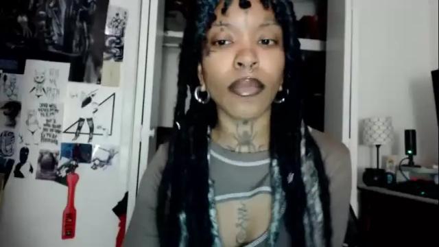 Image 6 of levanalenoir Stream on Chaturbate on 18 months ago