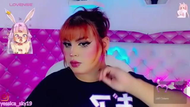 Image 3 of lexa__fox Stream on Chaturbate on 14 months ago