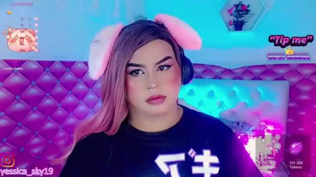 Image 11 of lexa__fox Stream on Chaturbate on 17 months ago