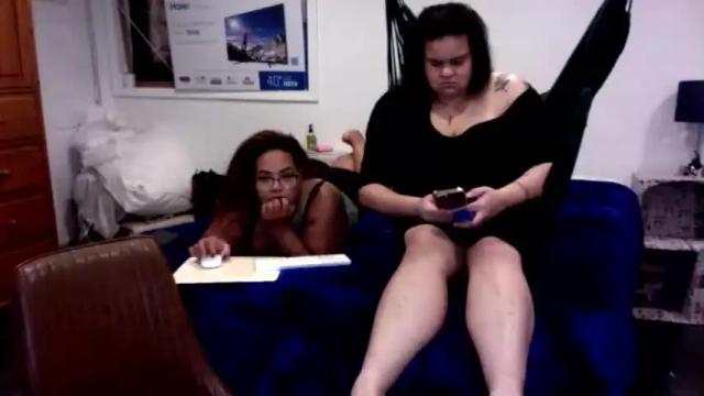 Image 3 of lexa_and_mel Stream on Chaturbate on 9 months ago