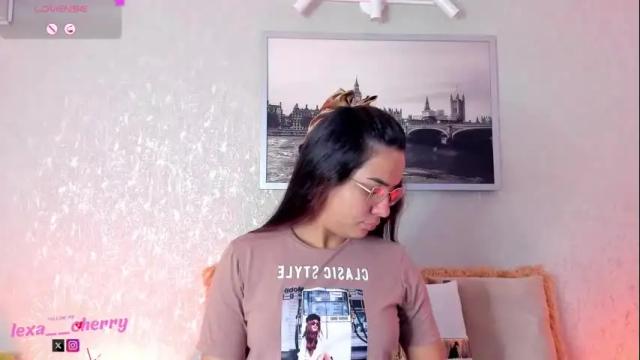 Image 2 of lexa_cherry_ Stream on Chaturbate on 28 days ago