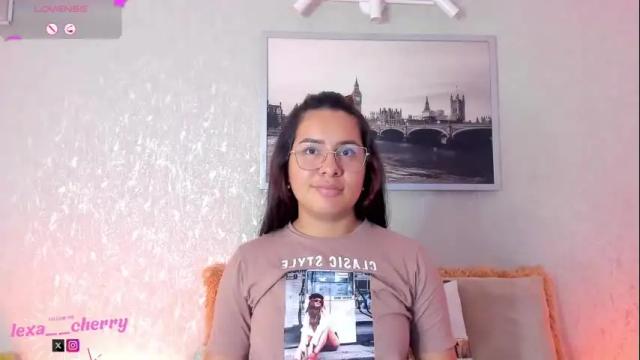 Image 3 of lexa_cherry_ Stream on Chaturbate on 28 days ago