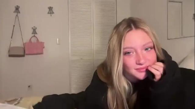 Image 10 of lexaarose05 Stream on Chaturbate on 9 months ago