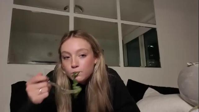 Thumbnail 1, lexaarose05's Stream at Chaturbate, 8 months ago