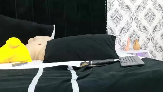 Image 10 of lexaderuso Stream on Chaturbate on 1 month ago