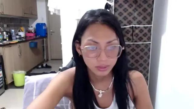 Image 2 of lexi09822 Stream on Chaturbate on 14 months ago