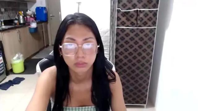Image 2 of lexi09822 Stream on Chaturbate on 14 months ago