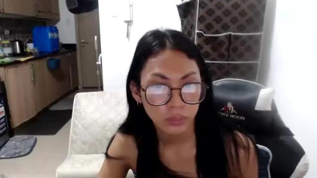 Image 2 of lexi09822 Stream on Chaturbate on 13 months ago