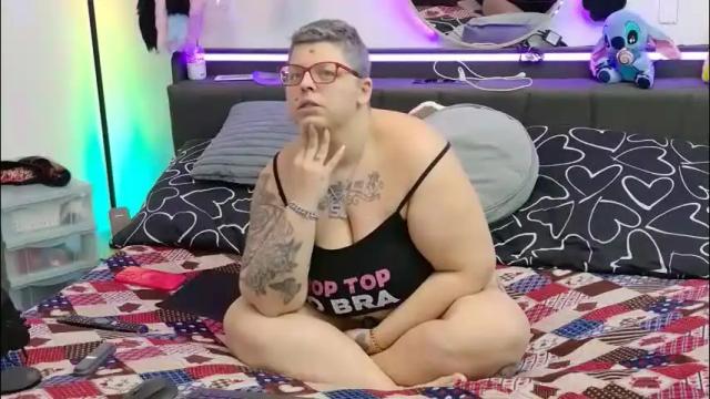 Image 10 of lexi2810 Stream on Chaturbate on 28 days ago