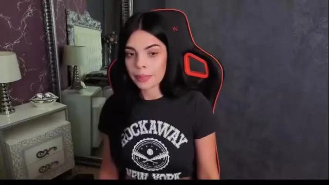 Image 4 of lexi__vicious Stream on Chaturbate on 5 days ago