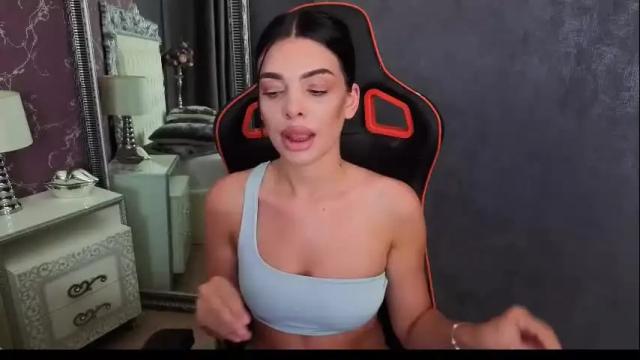 Image 12 of lexi__vicious Stream on Chaturbate on 2 days ago