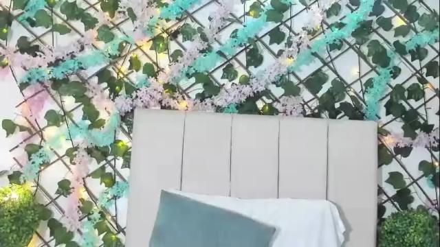 Image 2 of lexi_bloom Stream on Chaturbate on 22 days ago
