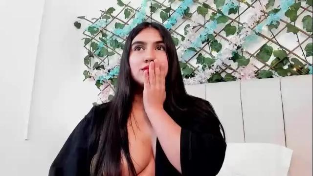 Image 10 of lexi_bloom Stream on Chaturbate on 1 month ago