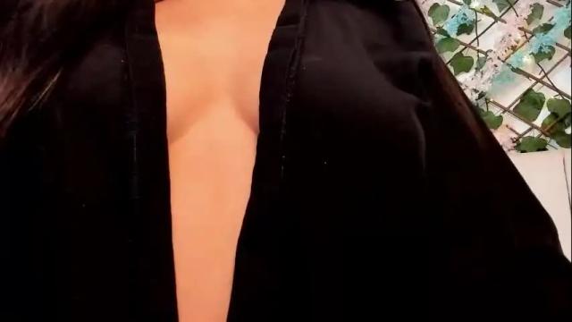 Image 2 of lexi_bloom Stream on Chaturbate on 1 month ago