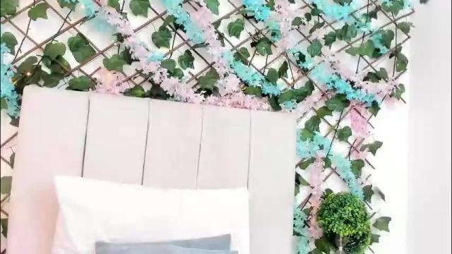 Image 3 of lexi_bloom Stream on Chaturbate on 1 month ago