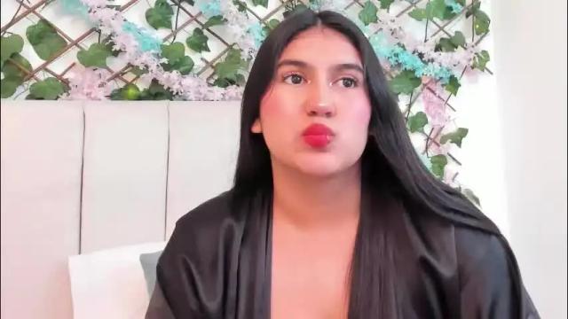 Image 7 of lexi_bloom Stream on Chaturbate on 13 days ago