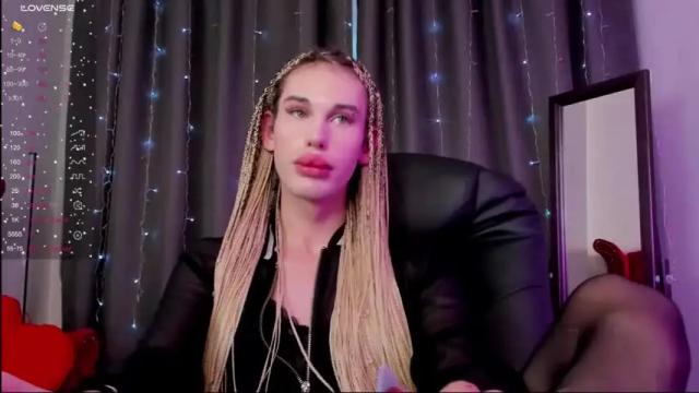 Image 10 of lexi_euphoria Stream on Chaturbate on 14 months ago
