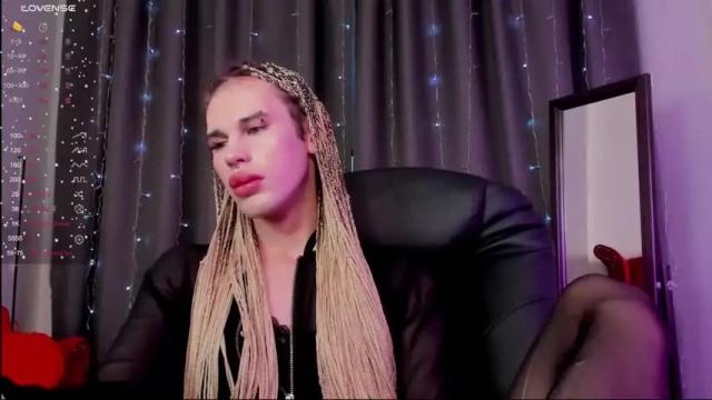 Image 2 of lexi_euphoria Stream on Chaturbate on 14 months ago