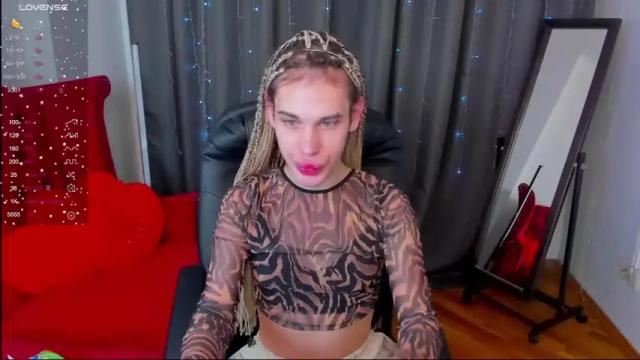 Image 2 of lexi_euphoria Stream on Chaturbate on 13 months ago
