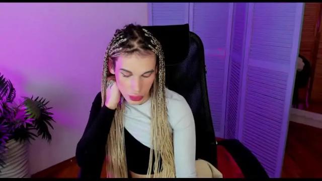 Image 7 of lexi_euphoria Stream on Chaturbate on 13 months ago