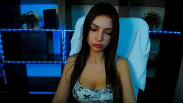 Image 2 of lexi_jos Stream on Chaturbate on 2 months ago