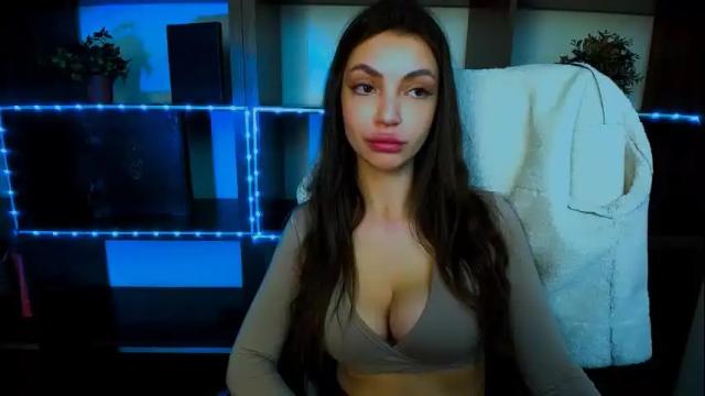 Image 10 of lexi_jos Stream on Chaturbate on 2 months ago