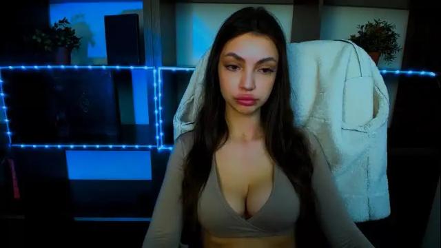 Image 11 of lexi_jos Stream on Chaturbate on 2 months ago