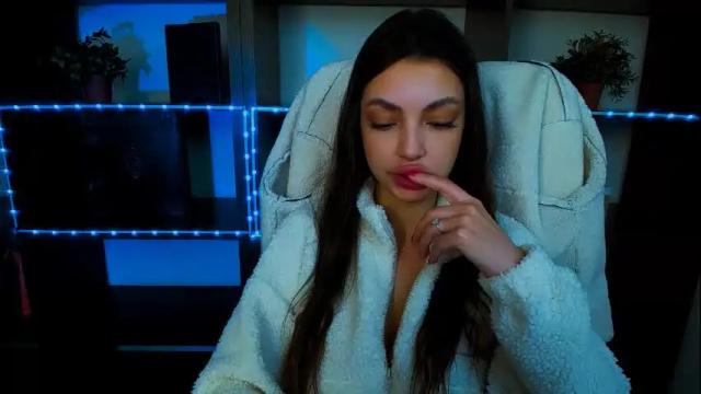 Image 4 of lexi_jos Stream on Chaturbate on 2 months ago
