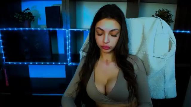 Image 8 of lexi_jos Stream on Chaturbate on 2 months ago