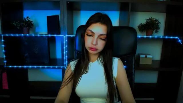 Image 11 of lexi_jos Stream on Chaturbate on 1 month ago