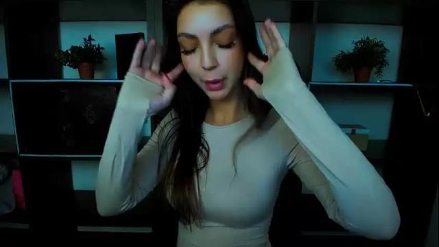 Image 2 of lexi_jos Stream on Chaturbate on 1 month ago