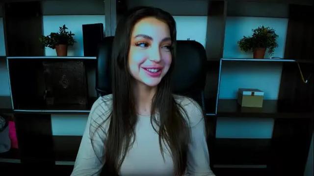 Image 3 of lexi_jos Stream on Chaturbate on 1 month ago