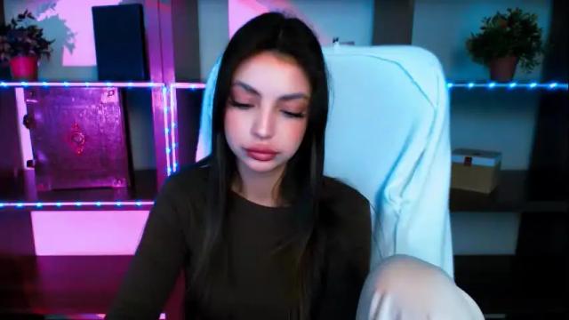 Image 2 of lexi_jos Stream on Chaturbate on 1 month ago
