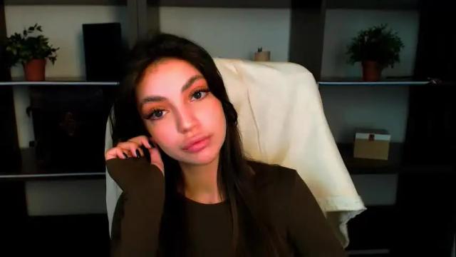 Image 3 of lexi_jos Stream on Chaturbate on 18 days ago