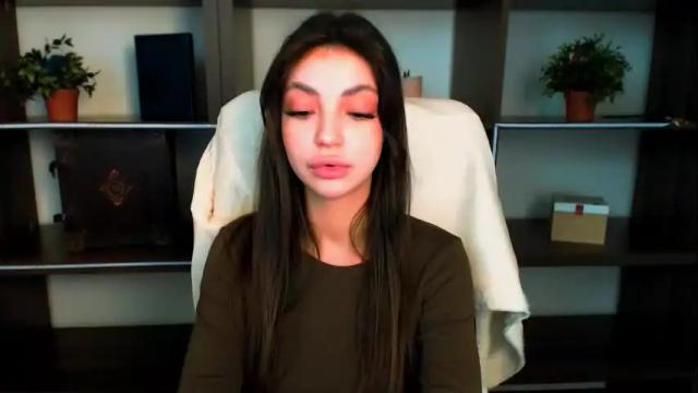 Image 7 of lexi_jos Stream on Chaturbate on 18 days ago