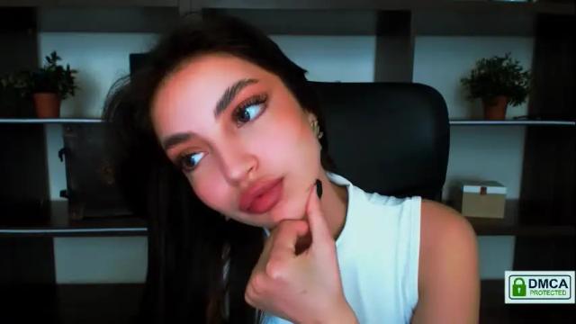 Image 4 of lexi_jos Stream on Chaturbate on 6 days ago