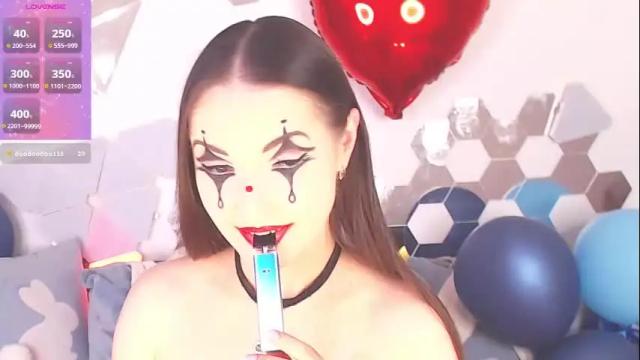 Image 11 of lexi_kiss Stream on Chaturbate on 1 month ago